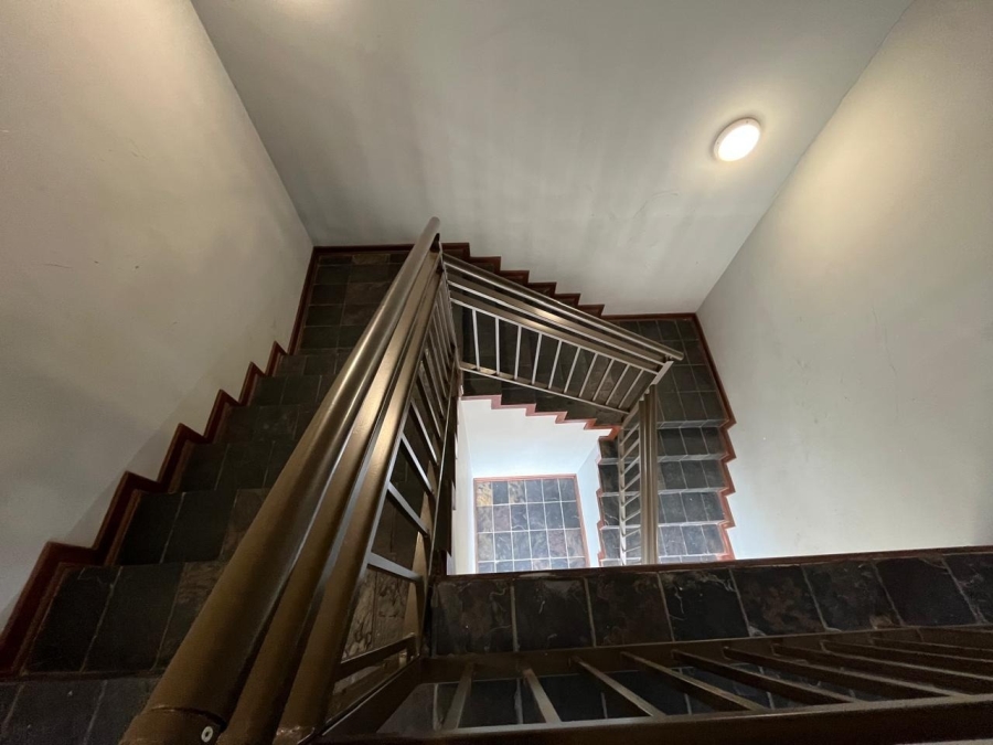To Let Commercial Property for Rent in Oos Einde Free State